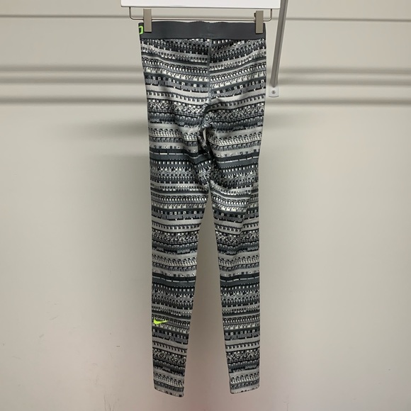 Nike Dri Fit Fleece Lined Tights - Picture 5 of 5